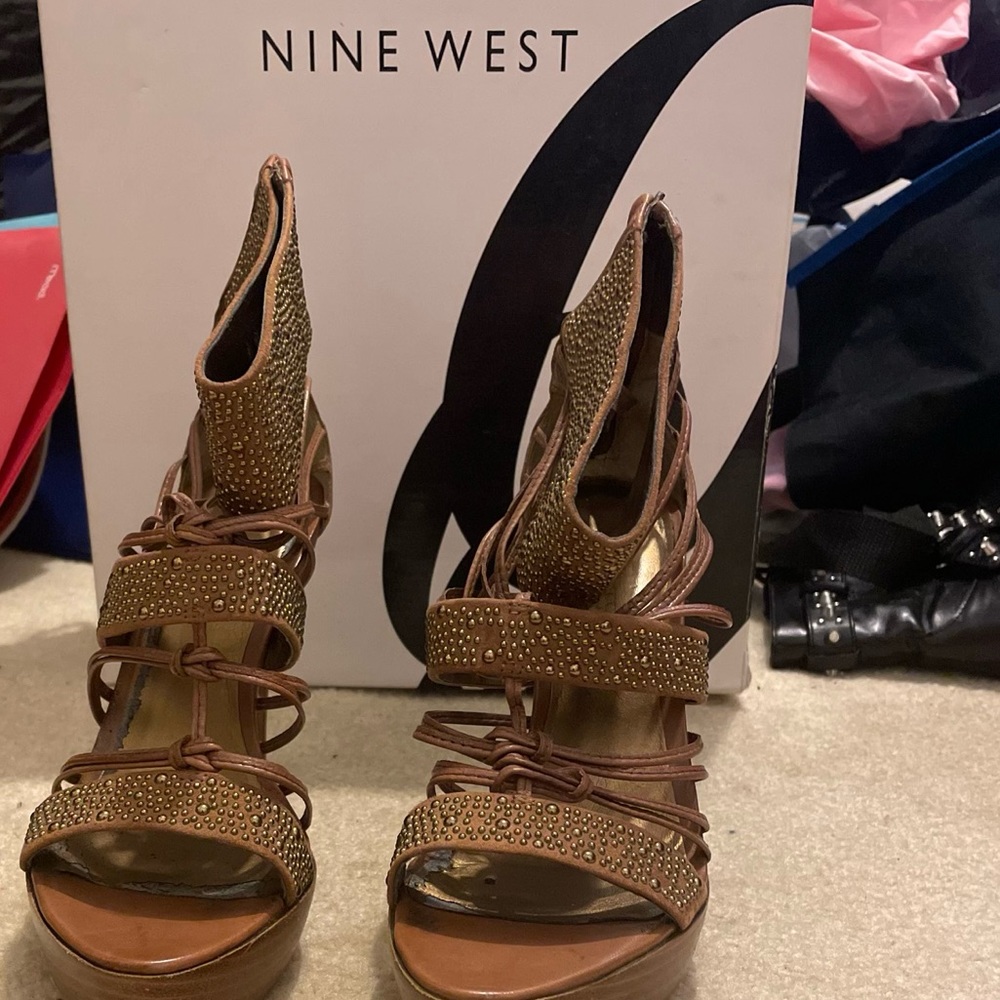 Women heels